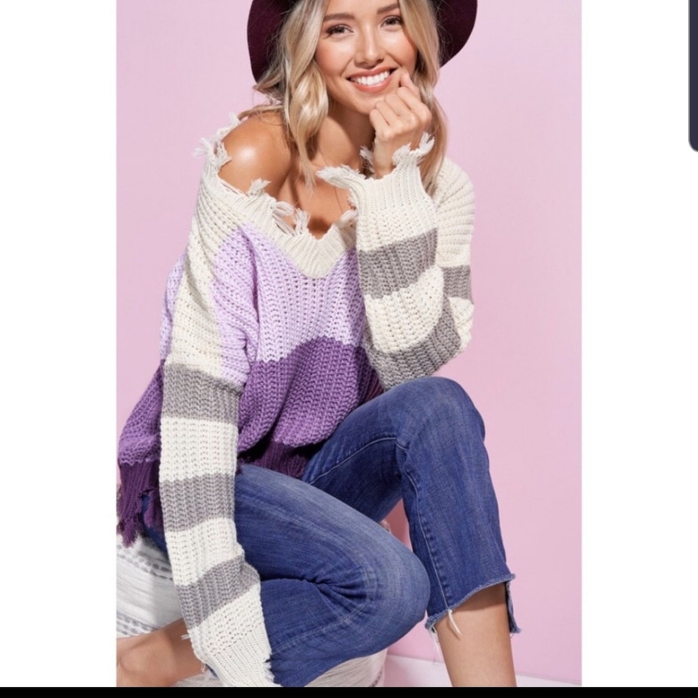 Color block raw hem sweater (DR F)